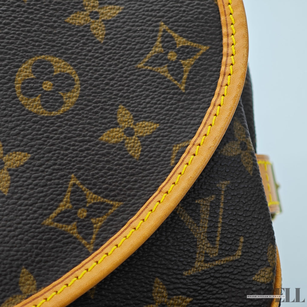LOUIS VUITTON Saumur 30 Shoulder Bag M42256 Monogram Canvas Brown