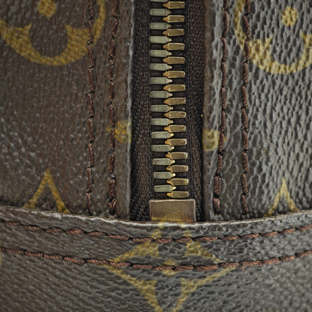 LOUIS VUITTON Manhattan PM M40026 Monogram Handbag Shoulder Bag Brown Women’s