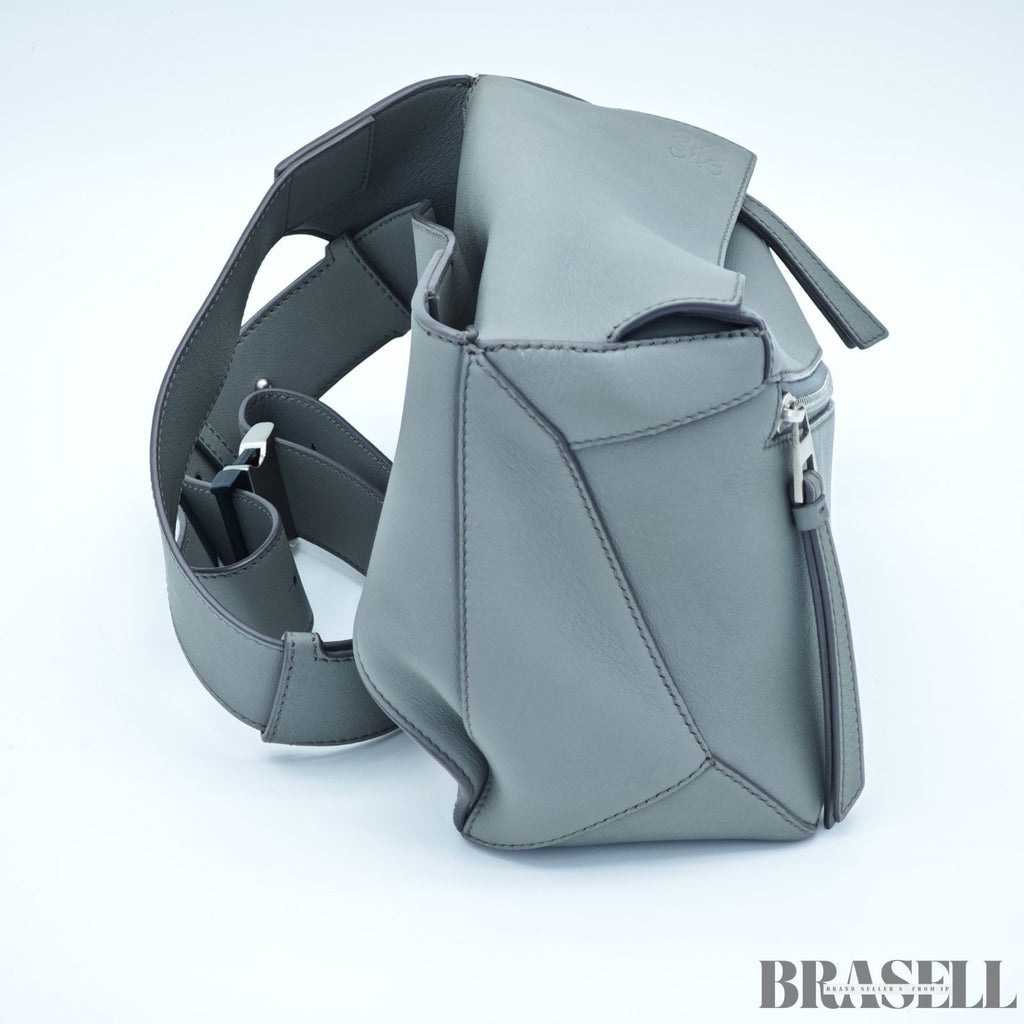 LOEWE Puzzle Bum Bag Small B510P35X09 Unique Cube-shaped Body/Shoulder Bag Gray