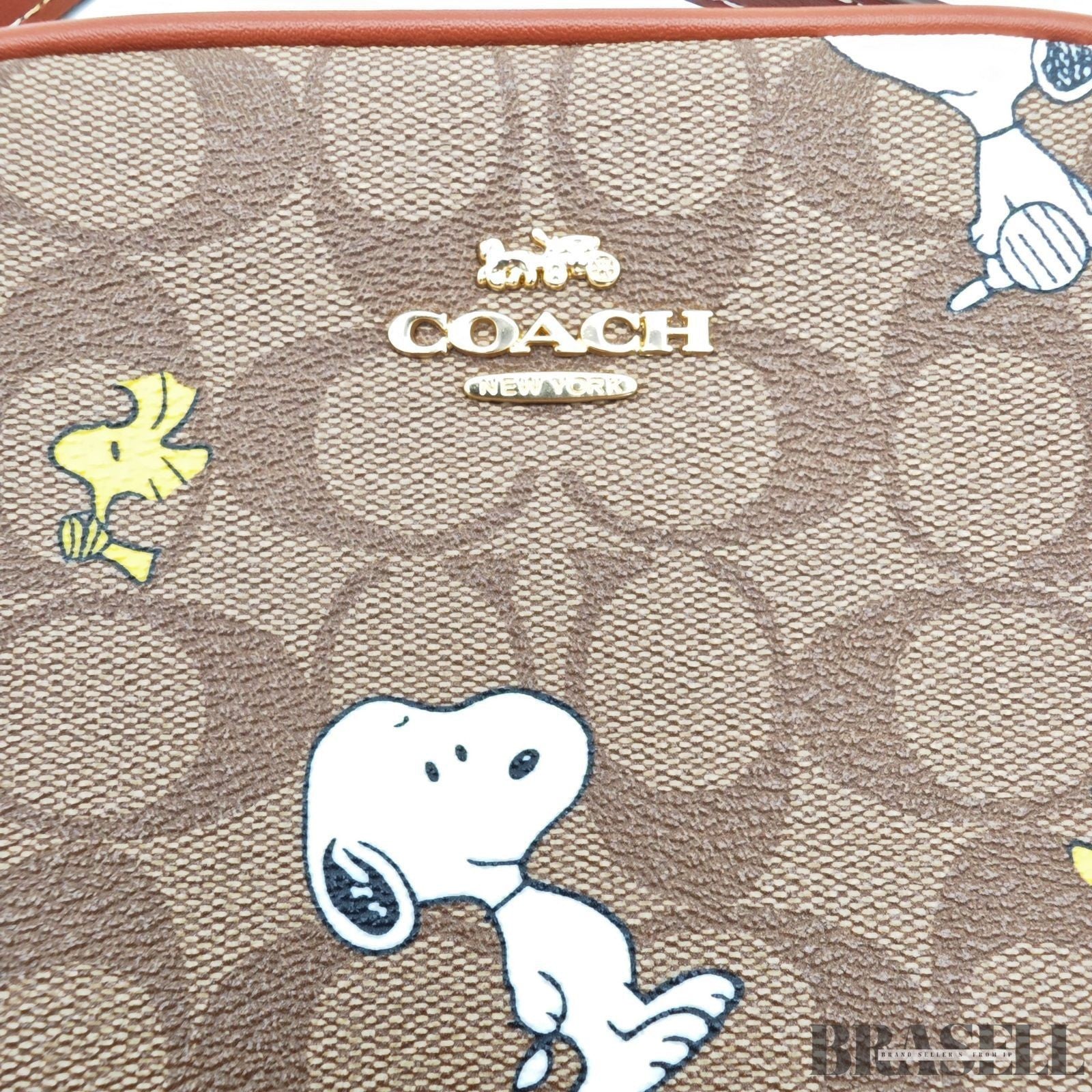 COACH Signature Snoopy Collaboration CF428 Compact Bag Cute Character Khaki