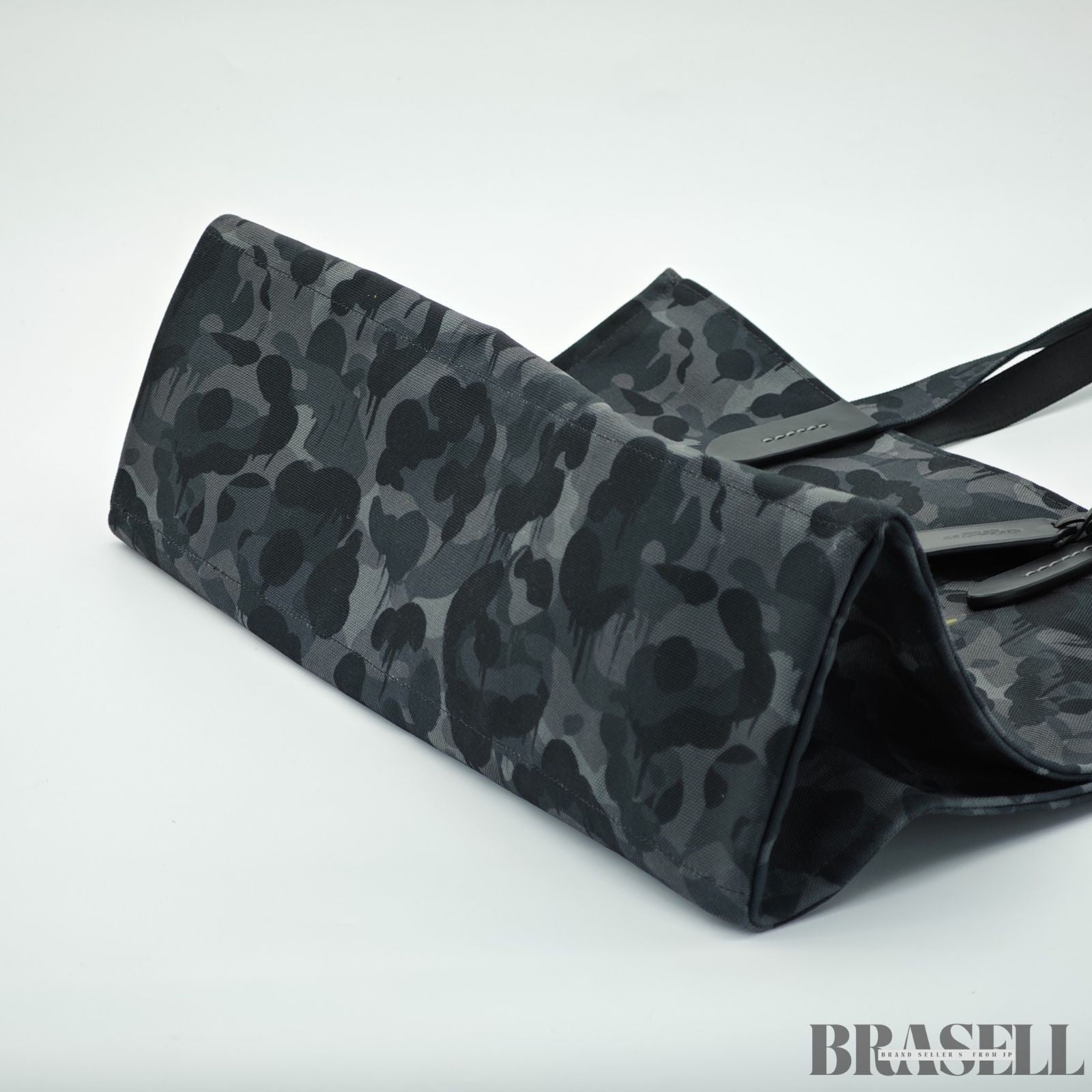 COACH Camo Print and Rexy Tote CCD11 A5F Dinosaur Tote Bag Black