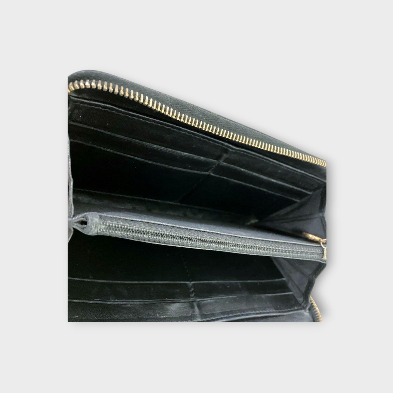 CHANEL Camellia Zippy Long Wallet with Gold Line and Coco Mark