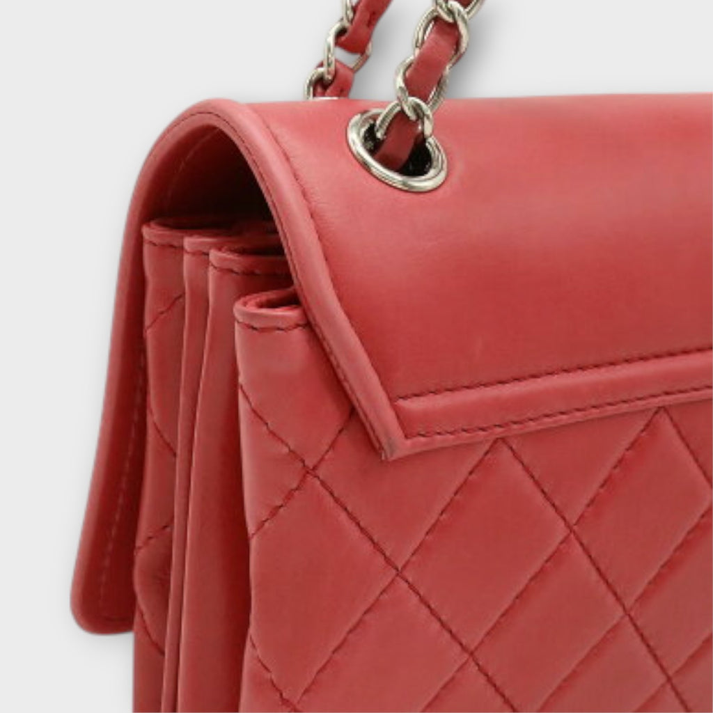 CHANEL Hamptons Coco Mark Chain Shoulder Bag Lambskin Leather Red