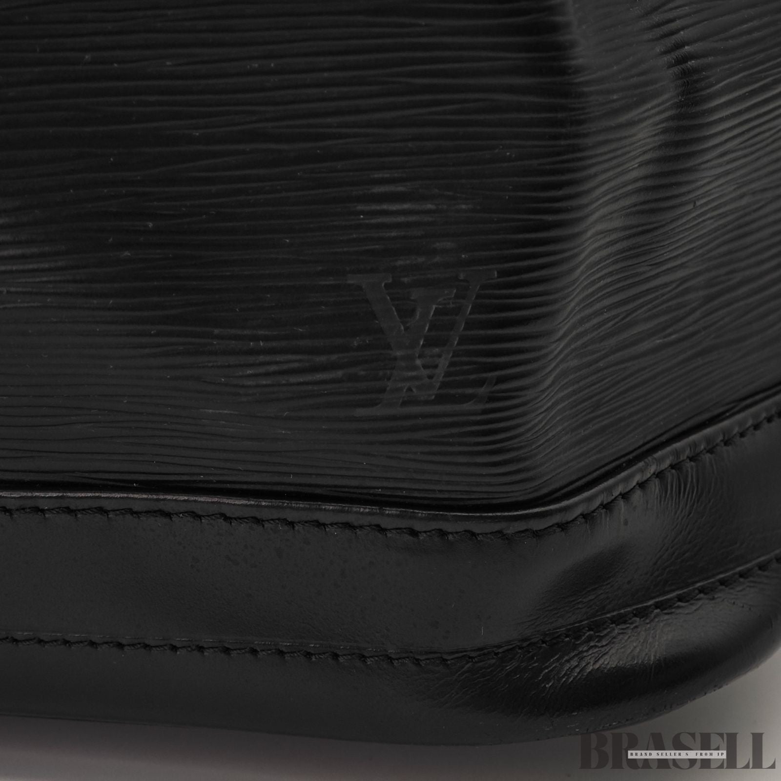LOUIS VUITTON LV Noe Epi Shoulder Bag M59002 Epi Leather Black VI0963