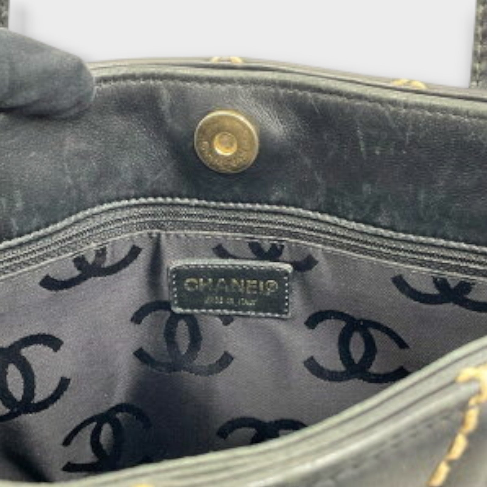 CHANEL A18126 Wild Stitch Tote Bag Leather Serial Seal Peeling Black x Beige