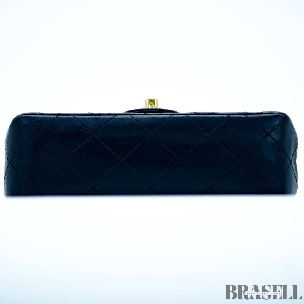 Chanel Mini Matelassé Lambskin Chain Shoulder Bag A01115 Flap Black Woman