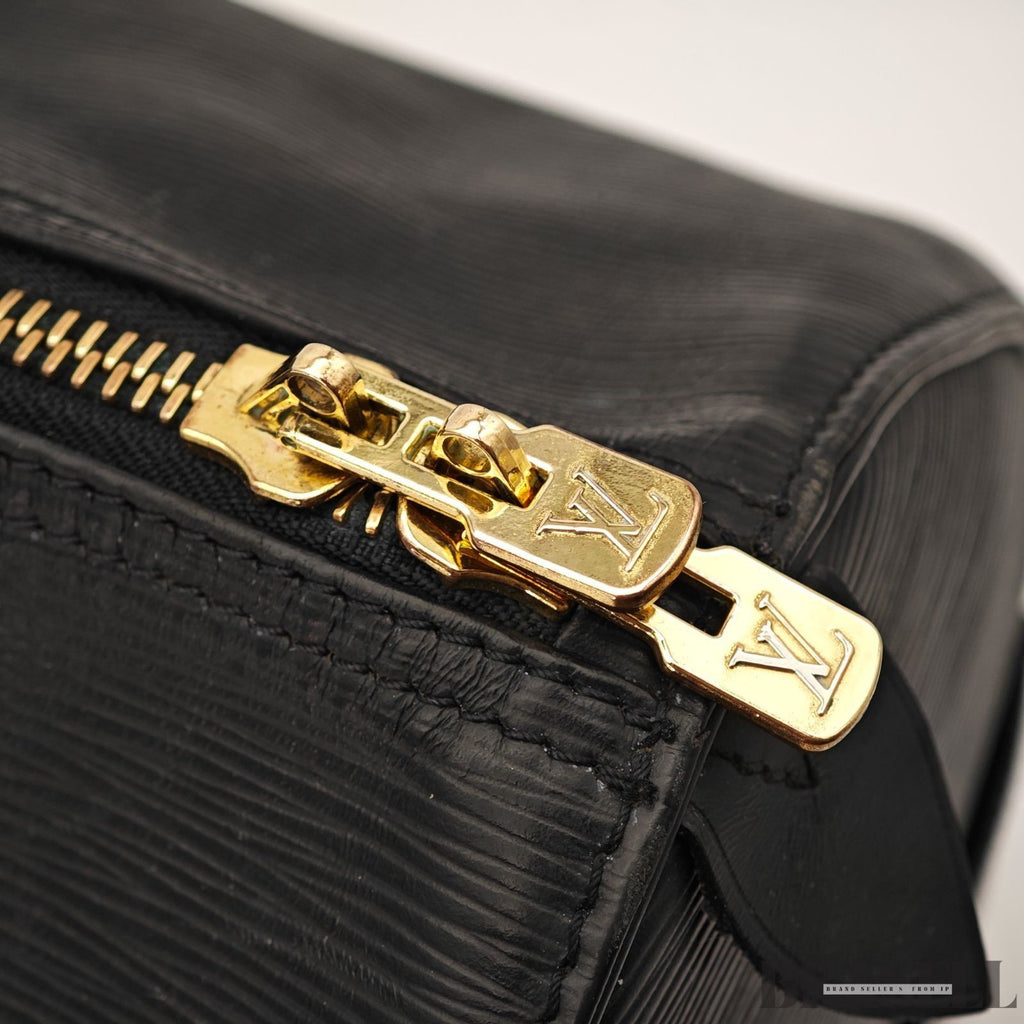 Louis Vuitton Epi Keepall 50 Black Boston Travel Bag Large Leather M42962
