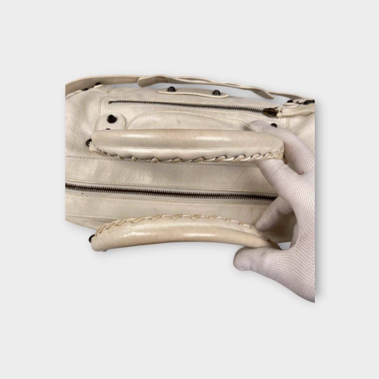 Balenciaga 2Way Handbag Shoulder Bag White Leather Zip 【B】