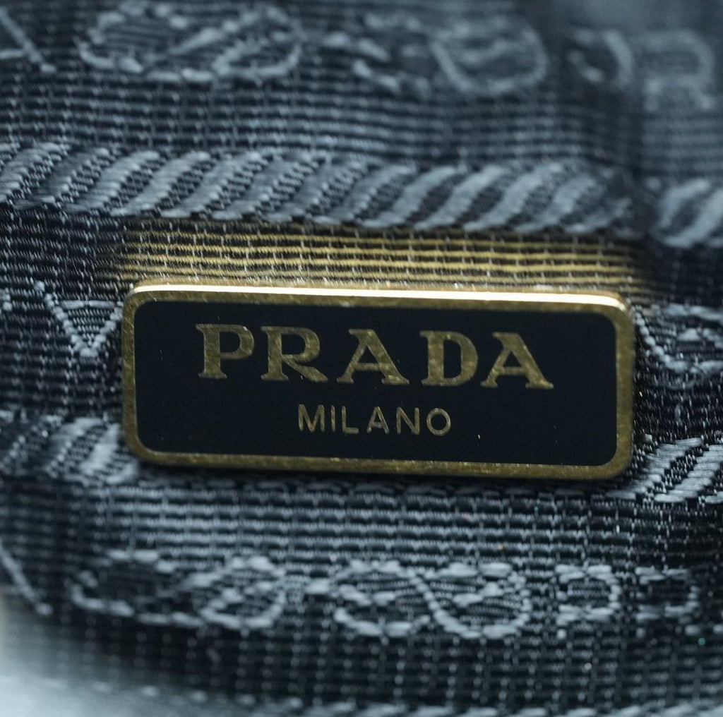 Prada Re-Edition 2005 Saffiano Leather Shoulder Bag in Black with Gold Hardware