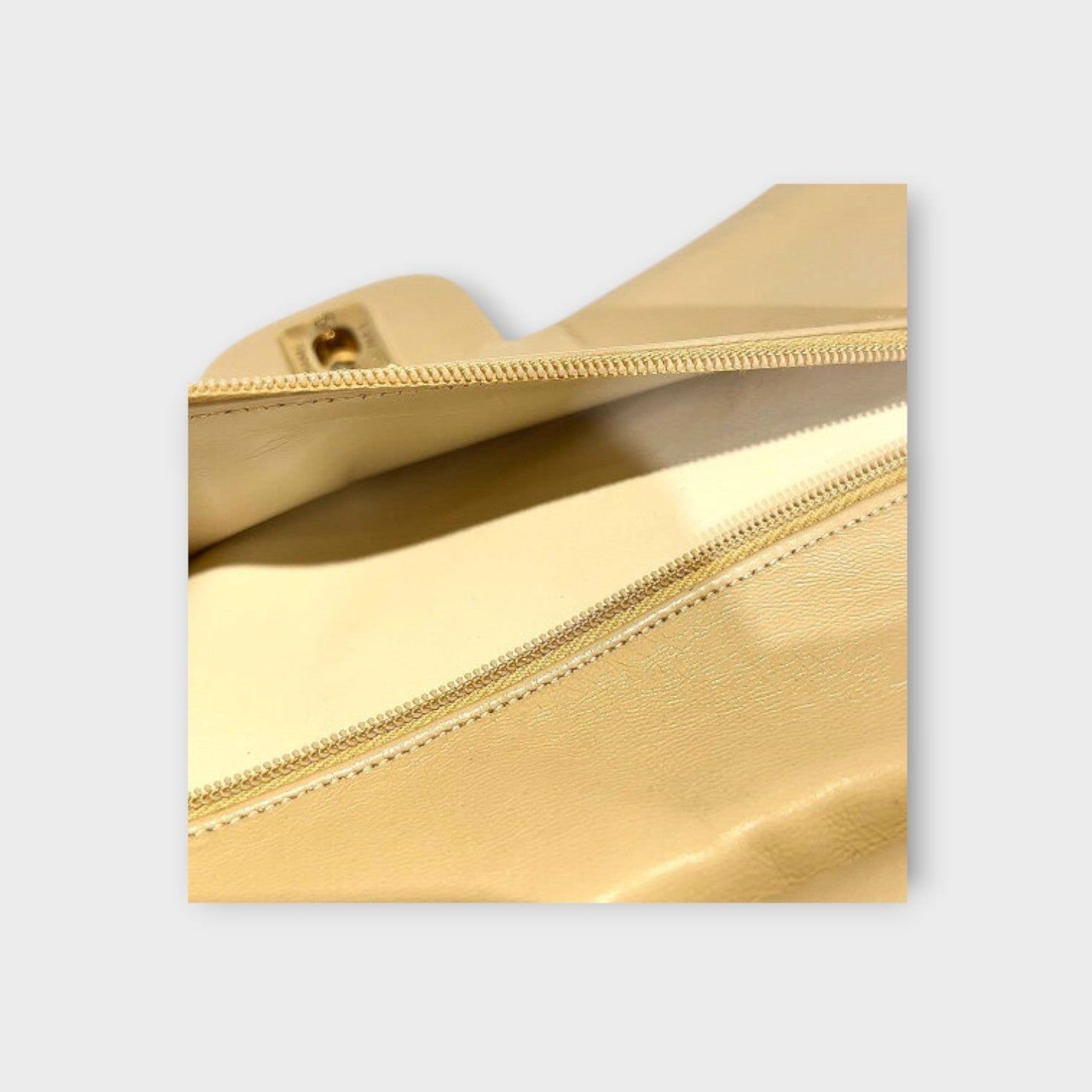 Chanel Classic Double Flap Bag 25 Beige Lambskin with Chain Strap and CC Logo【B】