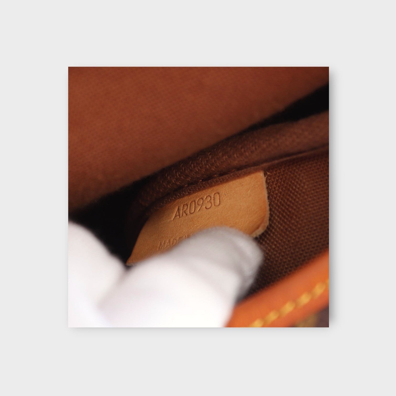 Louis Vuitton Saumur 35 Shoulder Bag Canvas Leather Monogram Brown M42254 【B】