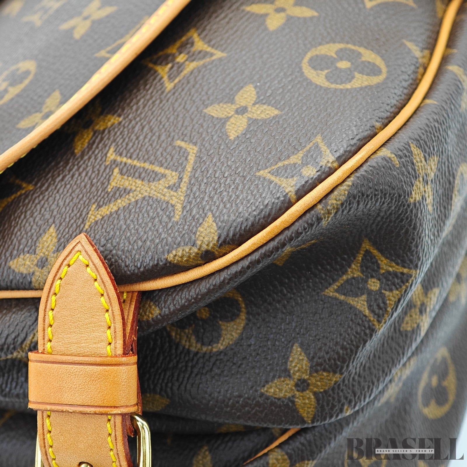 LOUIS VUITTON Saumur 30 Shoulder Bag M42256 Monogram Canvas Brown