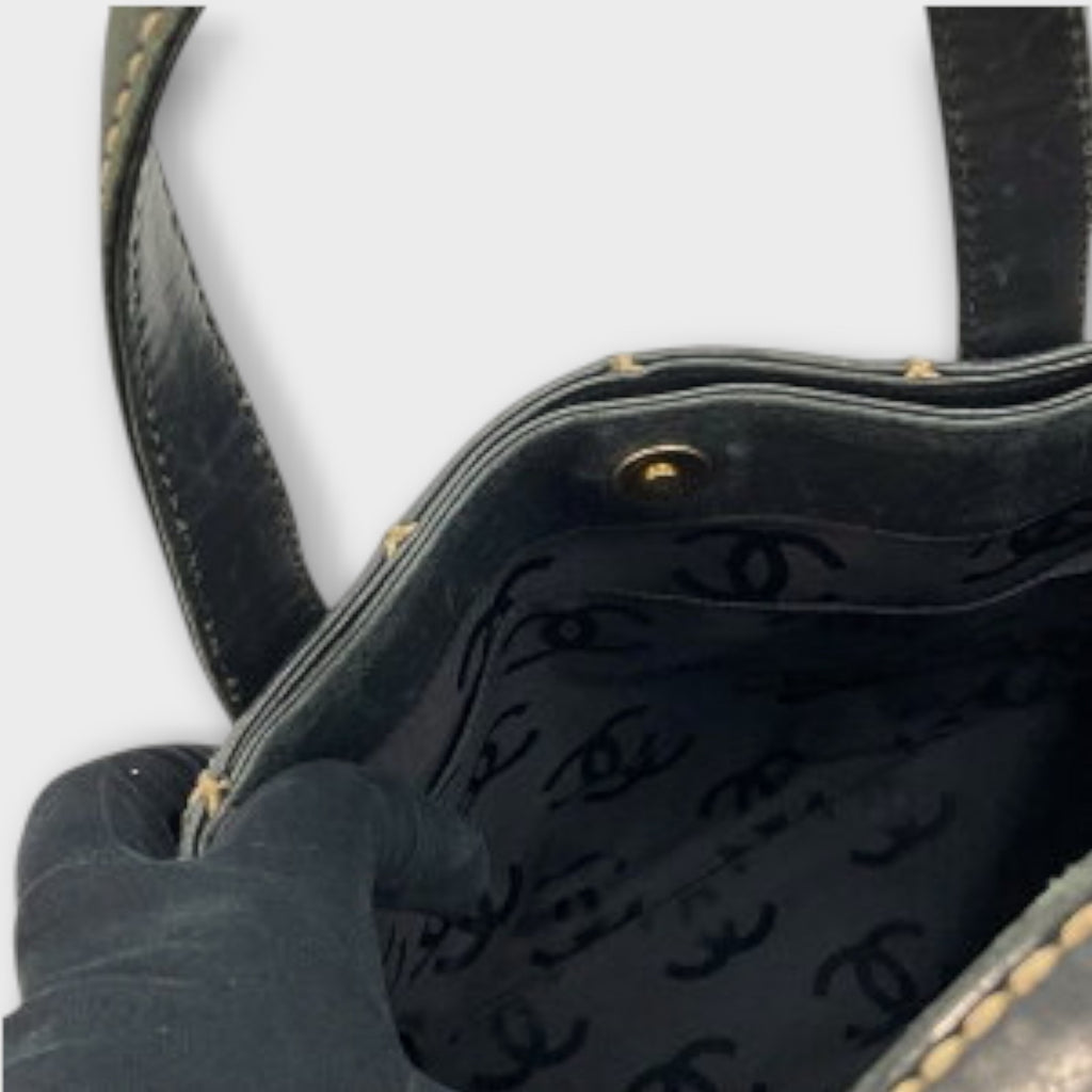 CHANEL A18126 Wild Stitch Tote Bag Leather Serial Seal Peeling Black x Beige