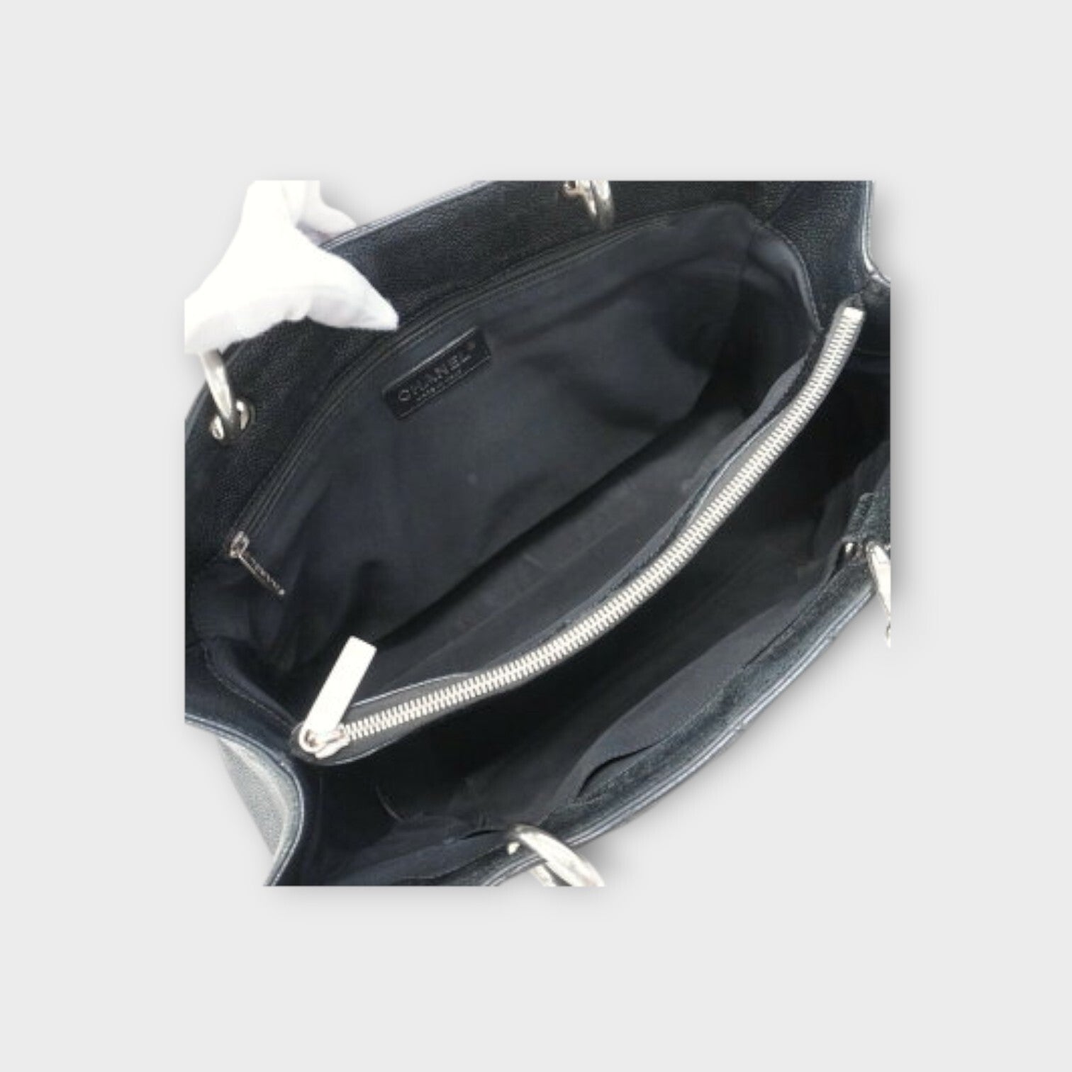 CHANEL Tote bag matrasse caviar skin black silver hardware chain