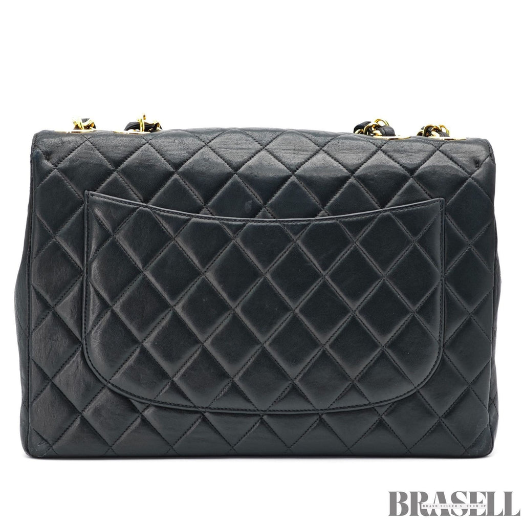 CHANEL Matelasse Lambskin Maxi Jumbo Classic Flap Bag Black Quilted Shoulder Bag