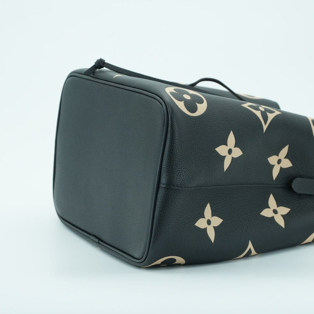 LOUIS VUITTON NeoNoe MM M45497 Handbag with Pouch 2-Way Shoulder Bag Black