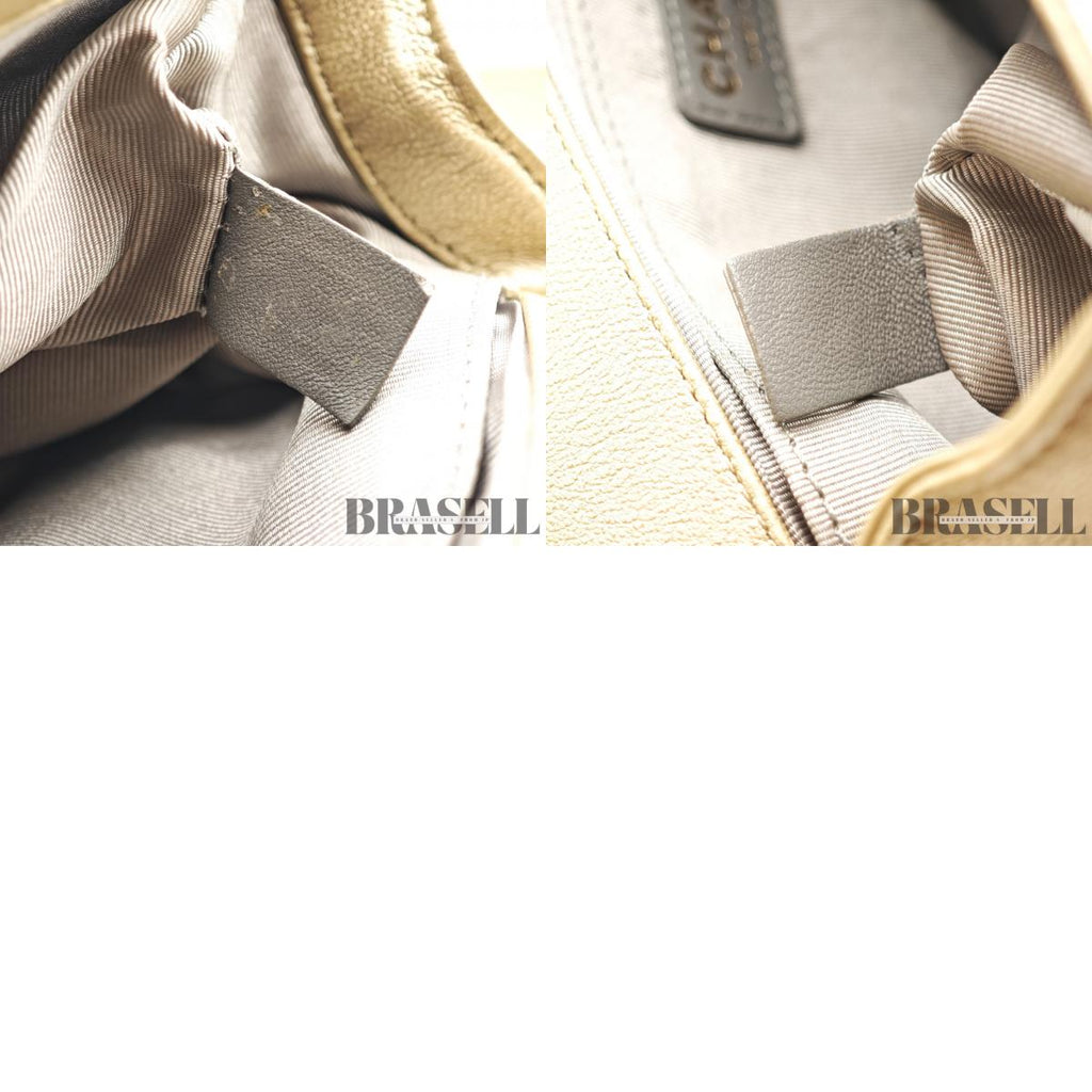 CHANEL A67086 不明 Shoulder Bag Leather Women's