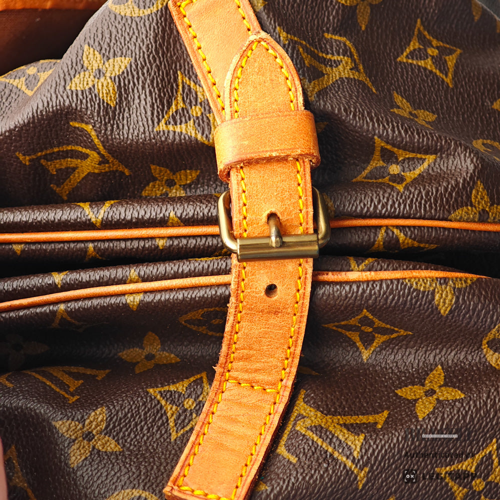 Louis Vuitton Monogram Saumur 35 Shoulder Bag【ImportFREE】