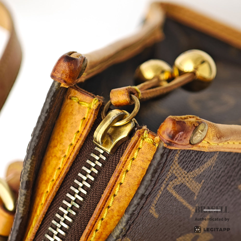 LOUIS VUITTON Popincourt Haut Monogram Canvas Shoulder Bag 【ImportFeeFREE】
