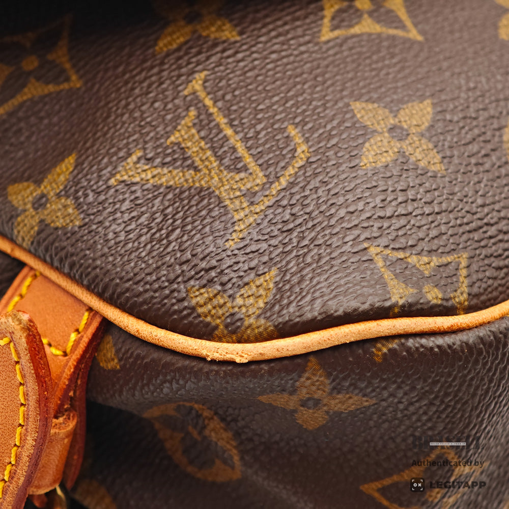 LOUIS VUITTON Saumur 30 Monogram Canvas Brown Shoulder Bag 【ImportFeeFREE】