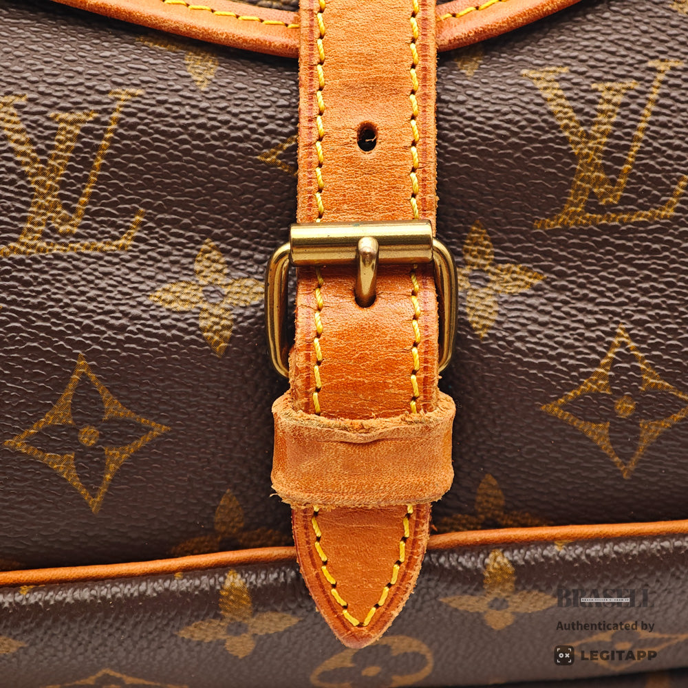 LOUIS VUITTON Saumur 30 Monogram Canvas Brown Shoulder Bag 【ImportFeeFREE】