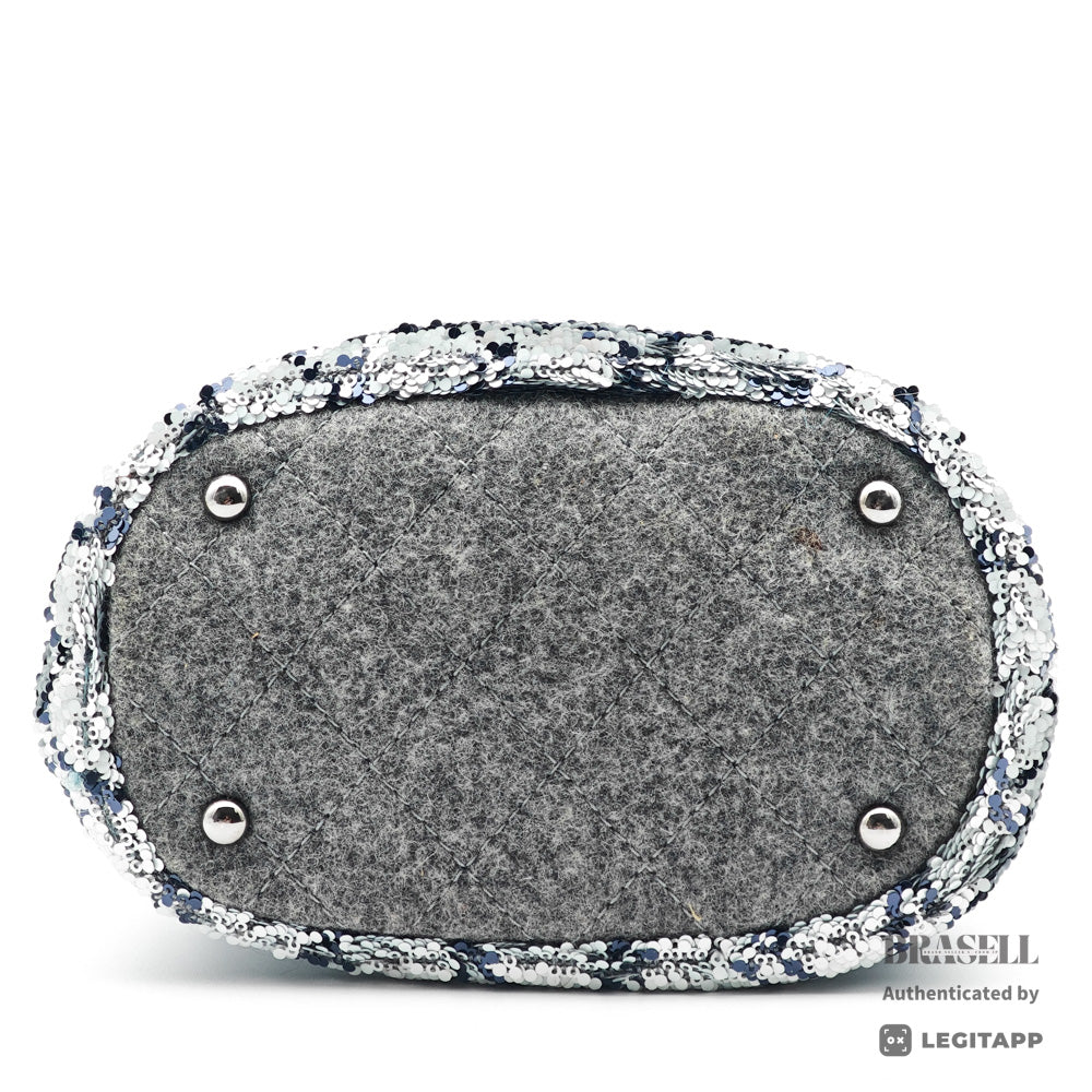 CHANEL CC Chain Drawstring Quilted Wool and Sequins Bag 【ImportFeeFREE】