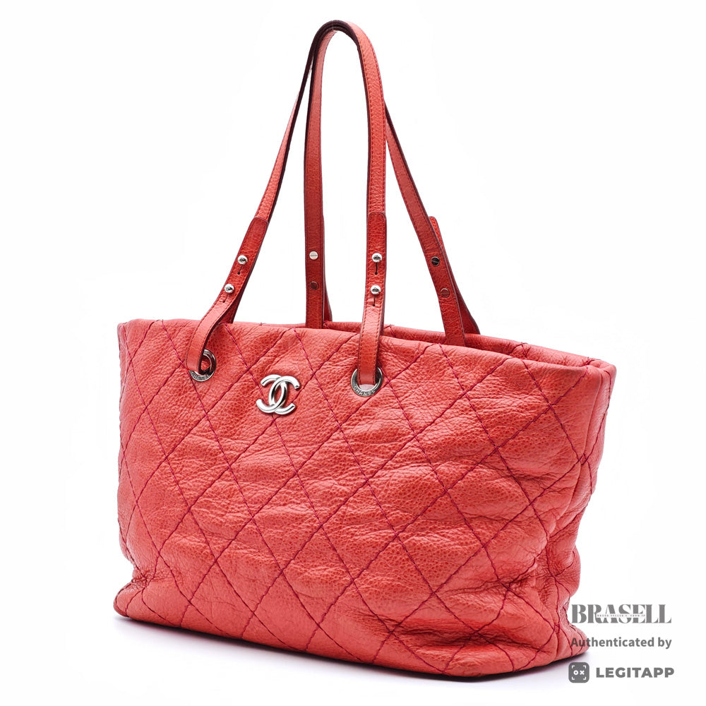 CHANEL On The Road Matelasse Coco Mark Tote Bag Red【ImportFeeFREE】