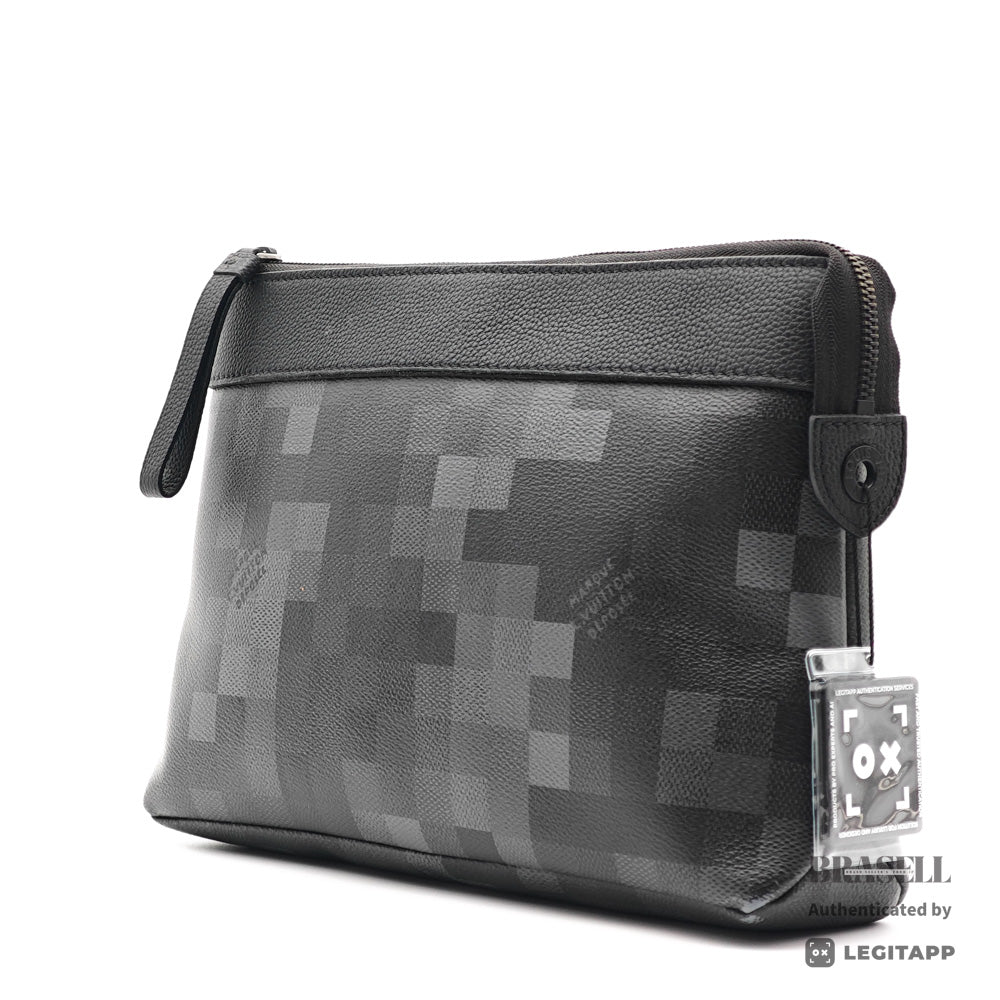 LOUIS VUITTON Voyage Souple Damoflage Canvas Clutch Bag 【ImportFeeFREE】
