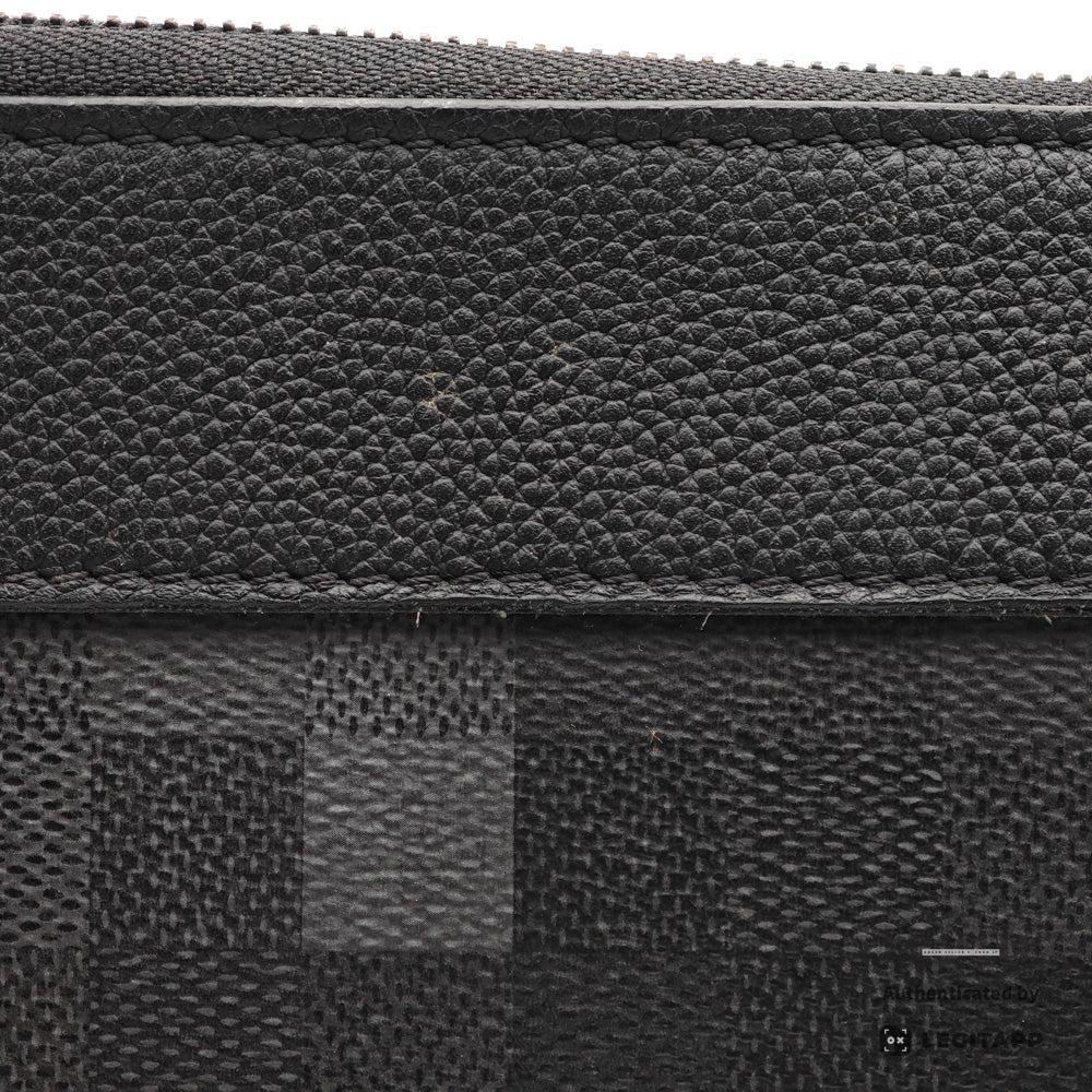 LOUIS VUITTON Voyage Souple Damoflage Canvas Clutch Bag 【ImportFeeFREE】