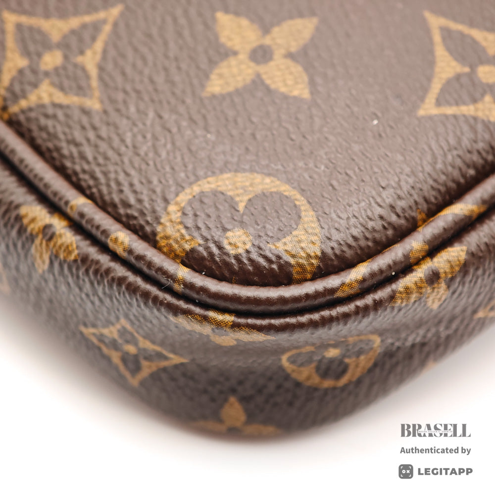 LOUIS VUITTON Multi Pochette Accessoires Monogram Canvas M44813【ImportFeeFREE】