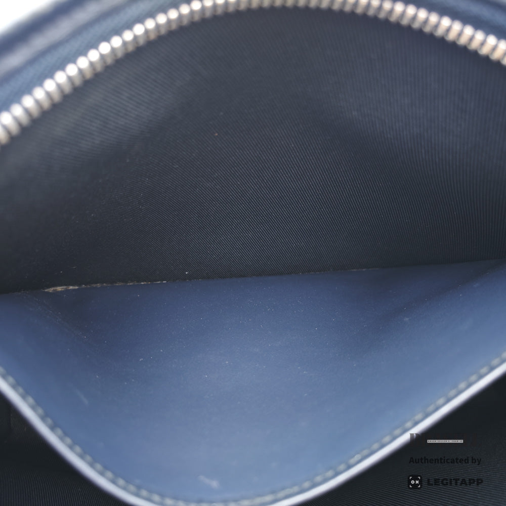 LOUIS VUITTON Pochette Voyage MM Monogram Clutch Bag M80034 【ImportFeeFREE】