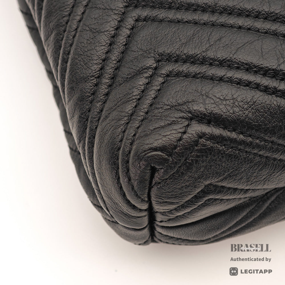 GUCCI GG Marmont Medium Black Leather Shoulder Bag 【ImportFeeFREE】