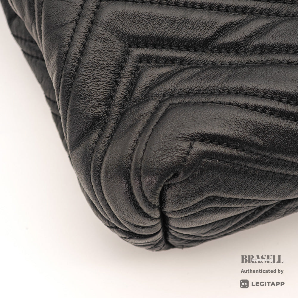 GUCCI GG Marmont Medium Black Leather Shoulder Bag 【ImportFeeFREE】