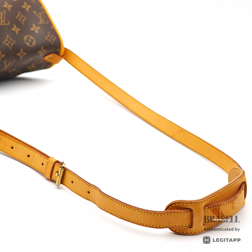 LOUIS VUITTON Saumur 30 Monogram Canvas Shoulder Bag M42256 【ImportFeeFREE】